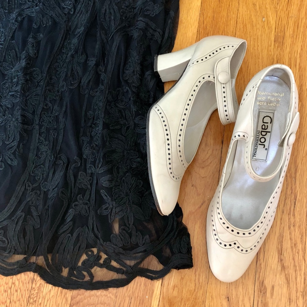 Vintage Mary Jane Pumps - Leather Upper, Leather Sole - Wingtip Detail